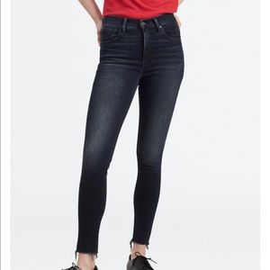 Levi’s Mile High Super Skinny Jeans size 27